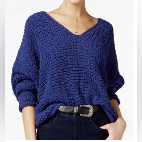 Free People Dolphin Bay Deep blue knit‎ ￼Oversized V-neck Soft sweater Sz XS-M - Picture 2 of 11